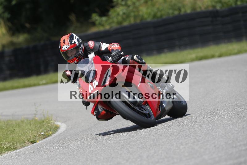 /27 12.06.2025 Ducati Schweiz Trackday Warmup  ADR/gelb-jeaune/44